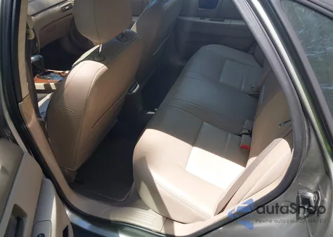 2004 Ford Taurus Sel from USA, damaged, VIN 1FAHP56S04A142598